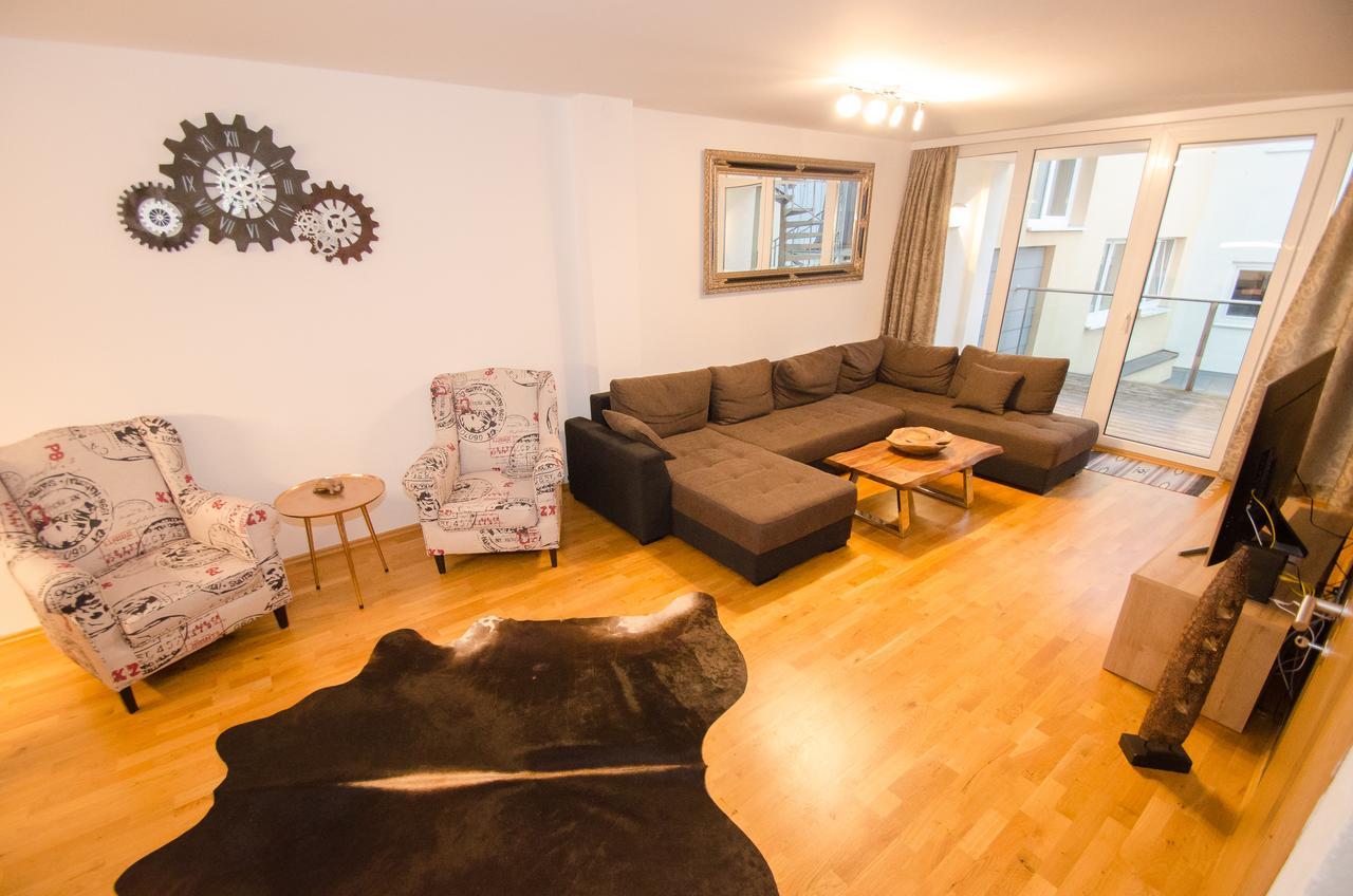 Penthouse Seven By All In One Apartments Цел ам Зее Екстериор снимка